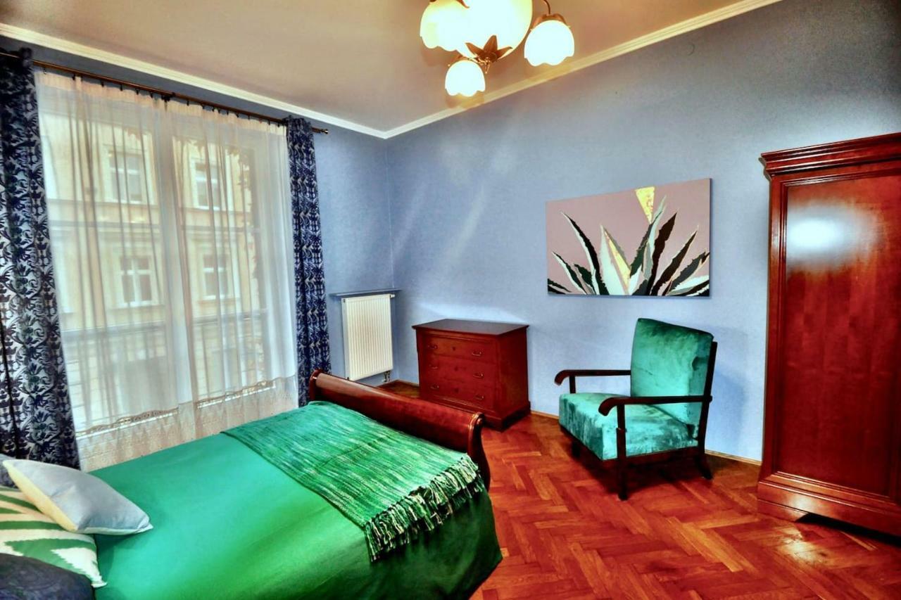 Fine Art Luxury In The Old Town Absolute Center Appartement *