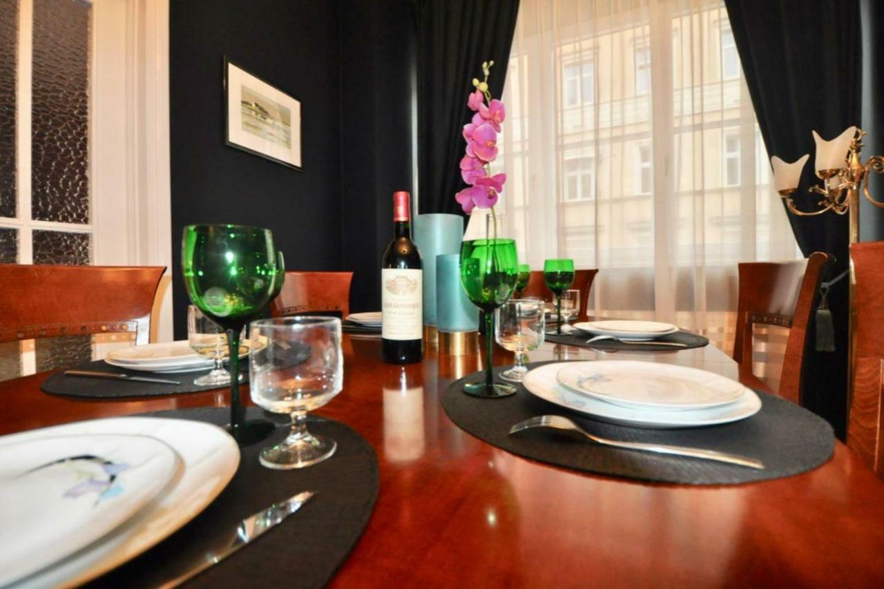 Fine Art Luxury In The Old Town Absolute Center *